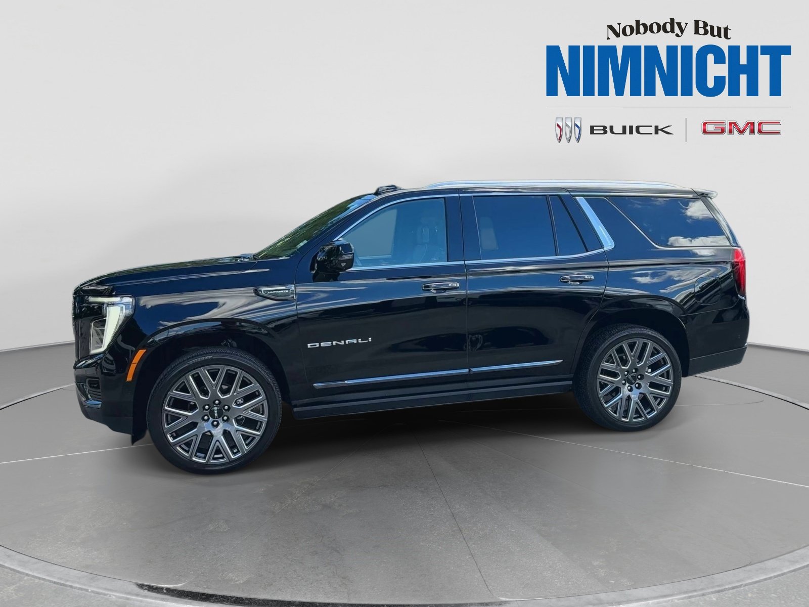 Certified 2025 GMC Yukon Denali Ultimate AWD/4WD image 5