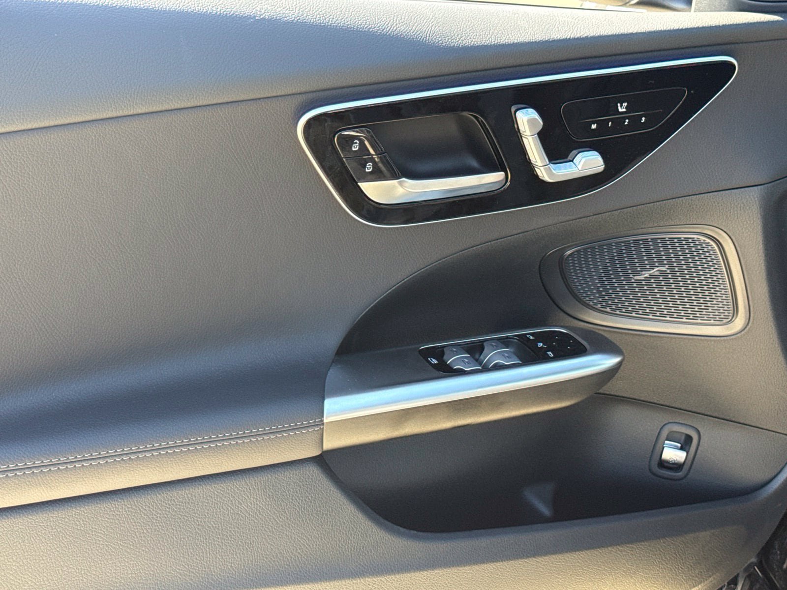 New 2026 Mercedes-Benz C 300 Sedan image 15