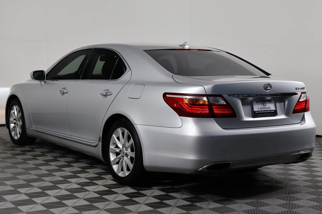 Used 2012 Lexus LS 460 w/ Comfort Pkg RWD image 6