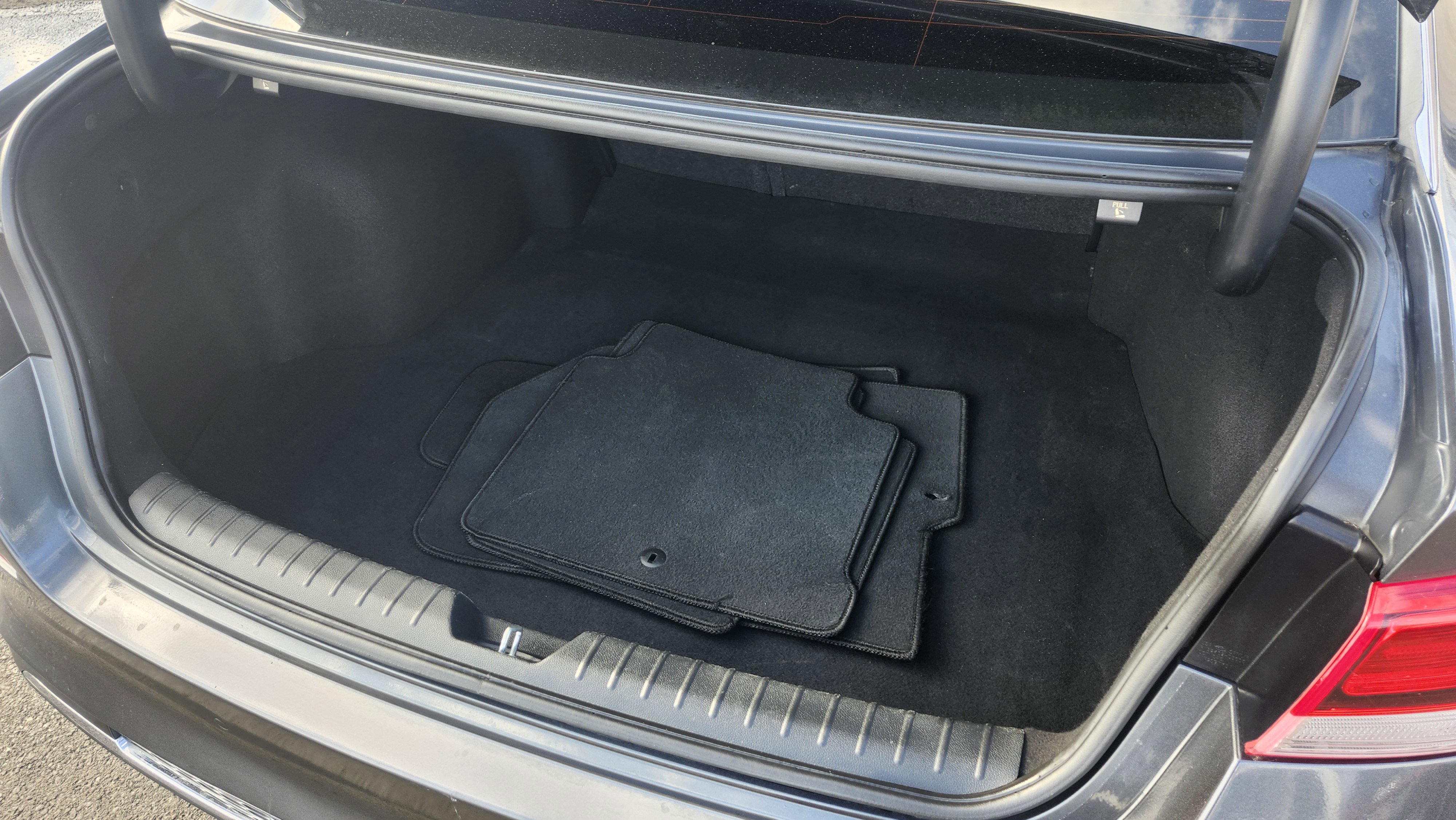 Used 2020 Kia Optima LX image 19