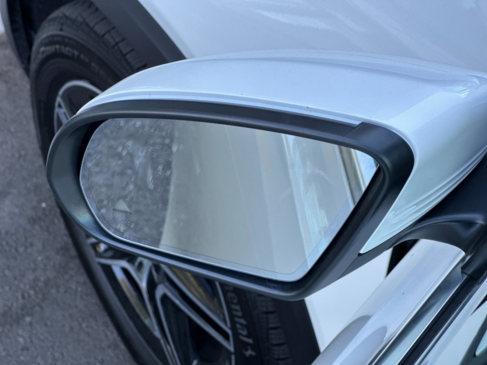 Certified 2026 Mercedes-Benz GLB 250 4MATIC image 9