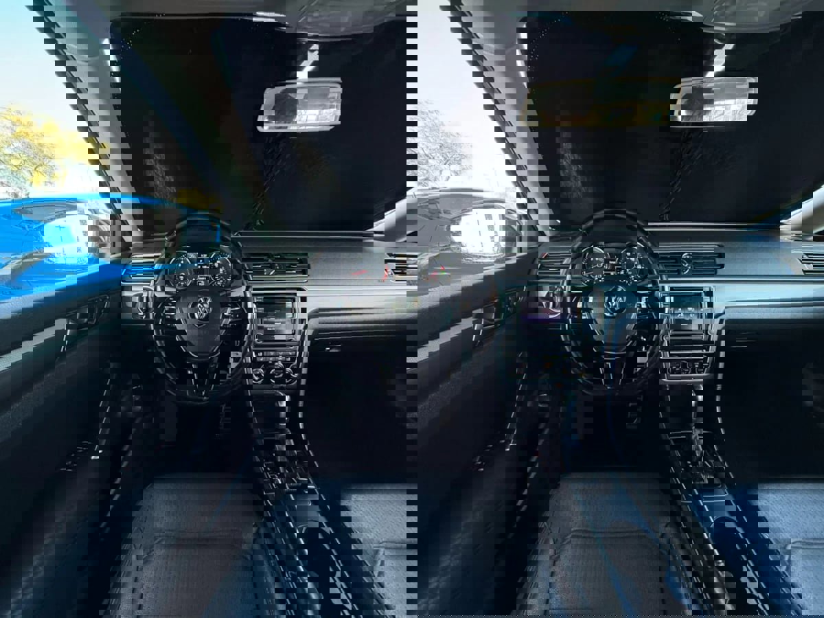 Used 2017 Volkswagen Passat 1.8T R-Line image 51