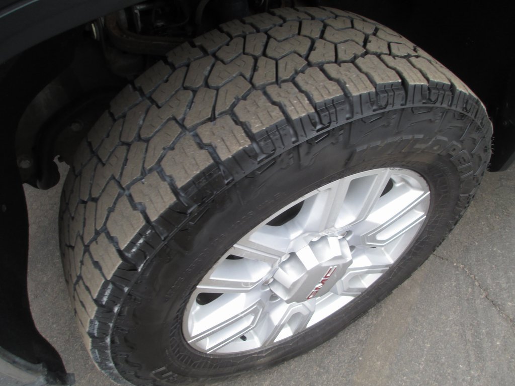 Certified 2021 GMC Sierra 2500 SLT w/ SLT Premium Package image 12