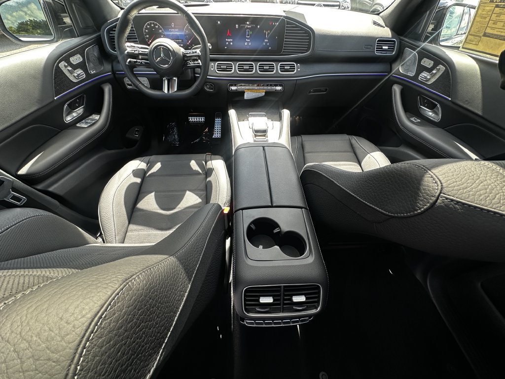 New 2026 Mercedes-Benz GLS 450 4MATIC image 27