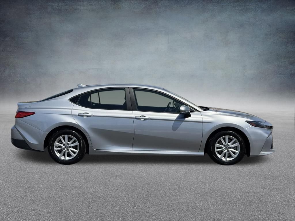 Used 2025 Toyota Camry LE FWD image 2