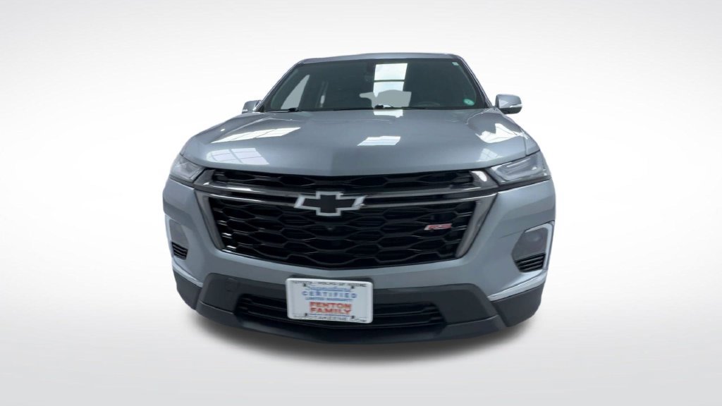 Used 2023 Chevrolet Traverse RS AWD/4WD image 3
