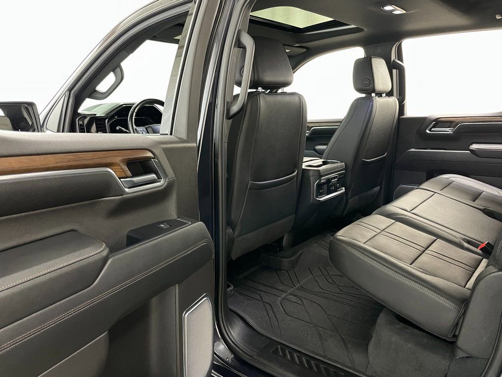 Certified 2024 Chevrolet Silverado 1500 High Country w/ High Country Premium Package image 50