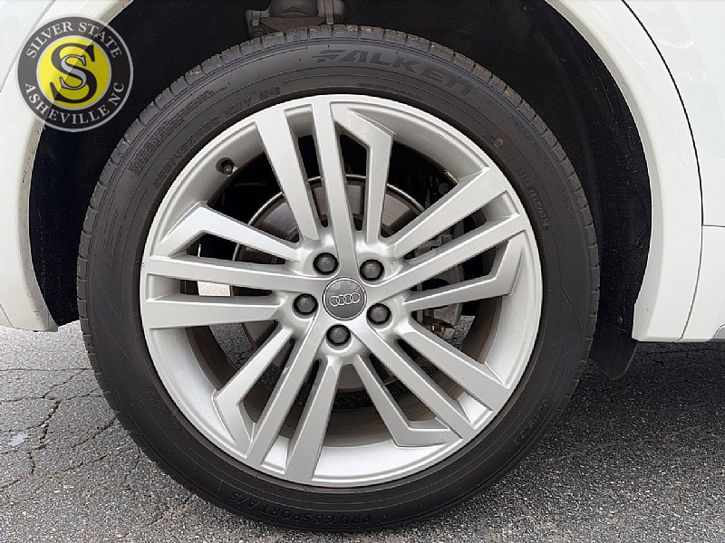 Used 2019 Audi Q5 2.0T Premium Plus w/ Premium Plus Package AWD/4WD image 9