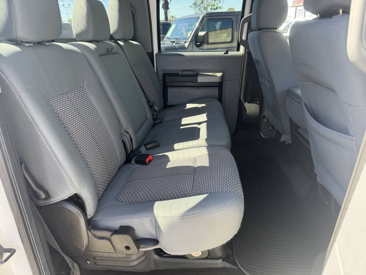 Used 2016 Ford F250 XLT w/ XLT Premium Package AWD/4WD image 20