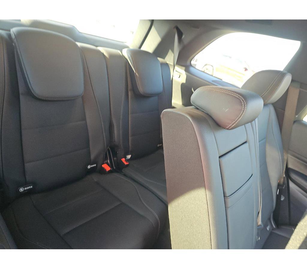 Used 2025 Mercedes-Benz GLS 450 4MATIC image 6