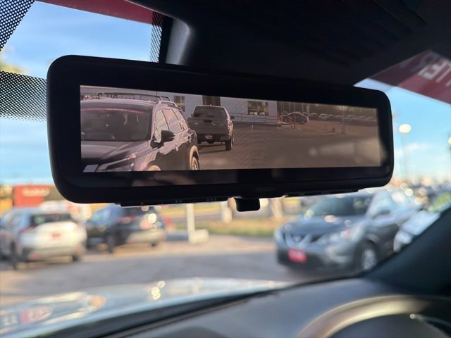 Used 2020 Nissan Armada Platinum w/ Platinum Reserve Package image 32