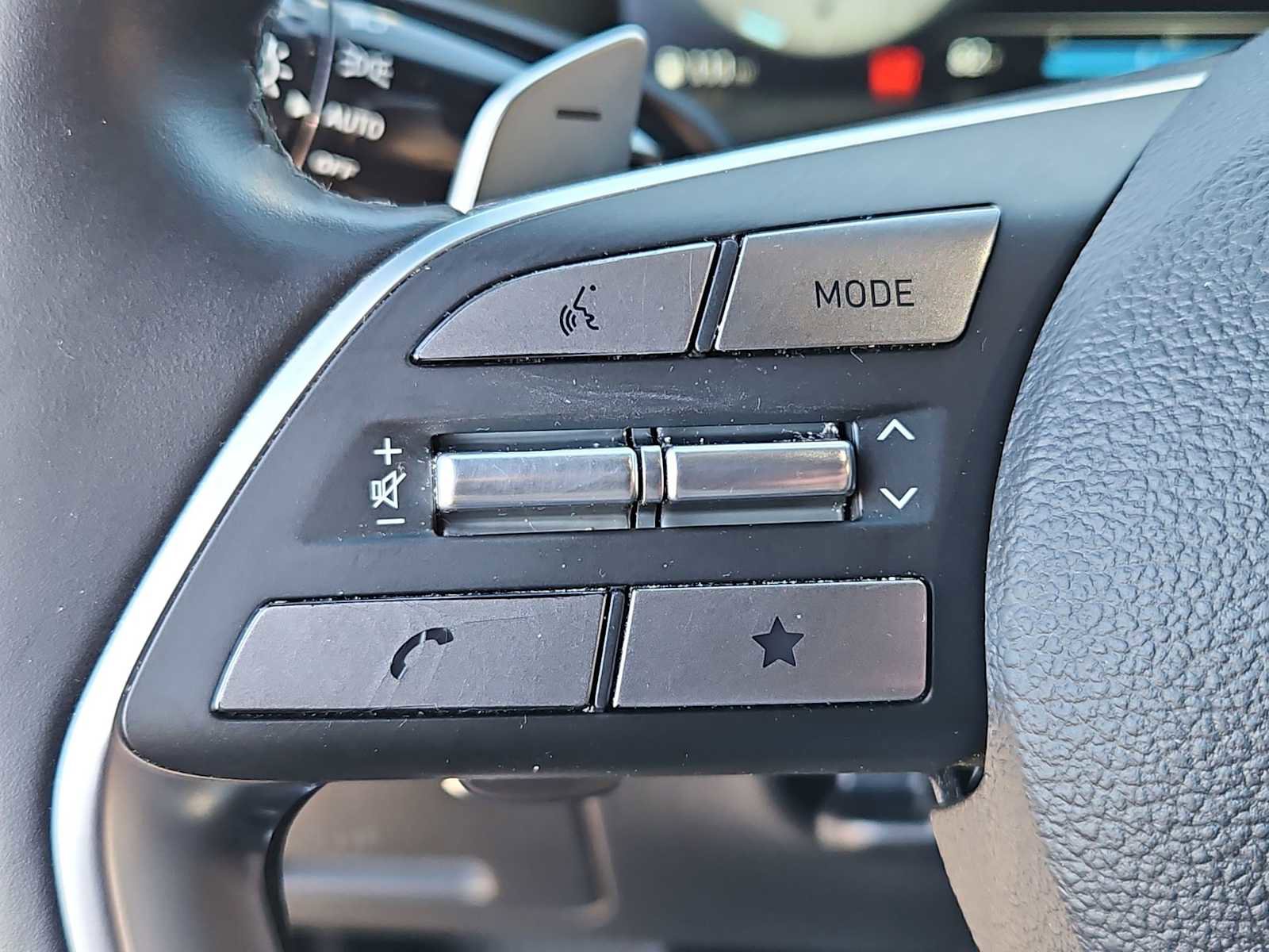 Used 2023 Hyundai Palisade Calligraphy image 23