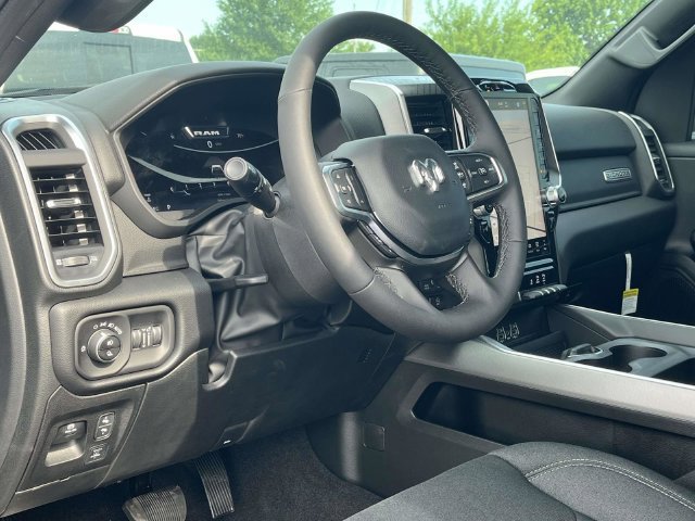 New 2026 RAM 1500 Big Horn AWD/4WD image 9