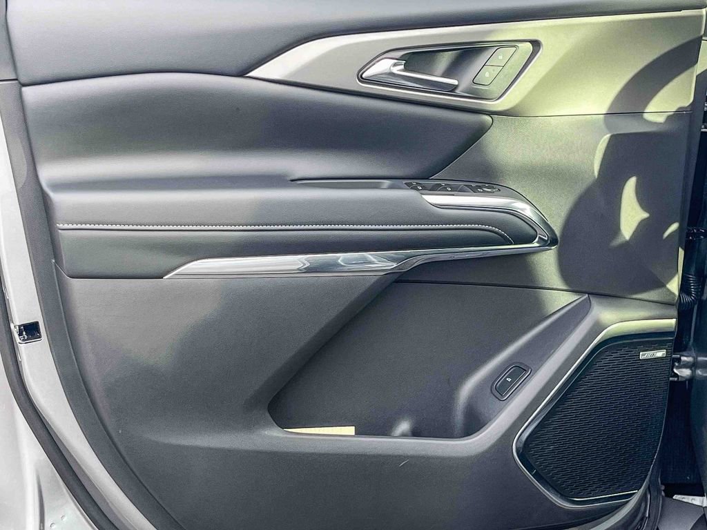 New 2026 Chevrolet Traverse LT w/ Enhanced Driving Package image 19