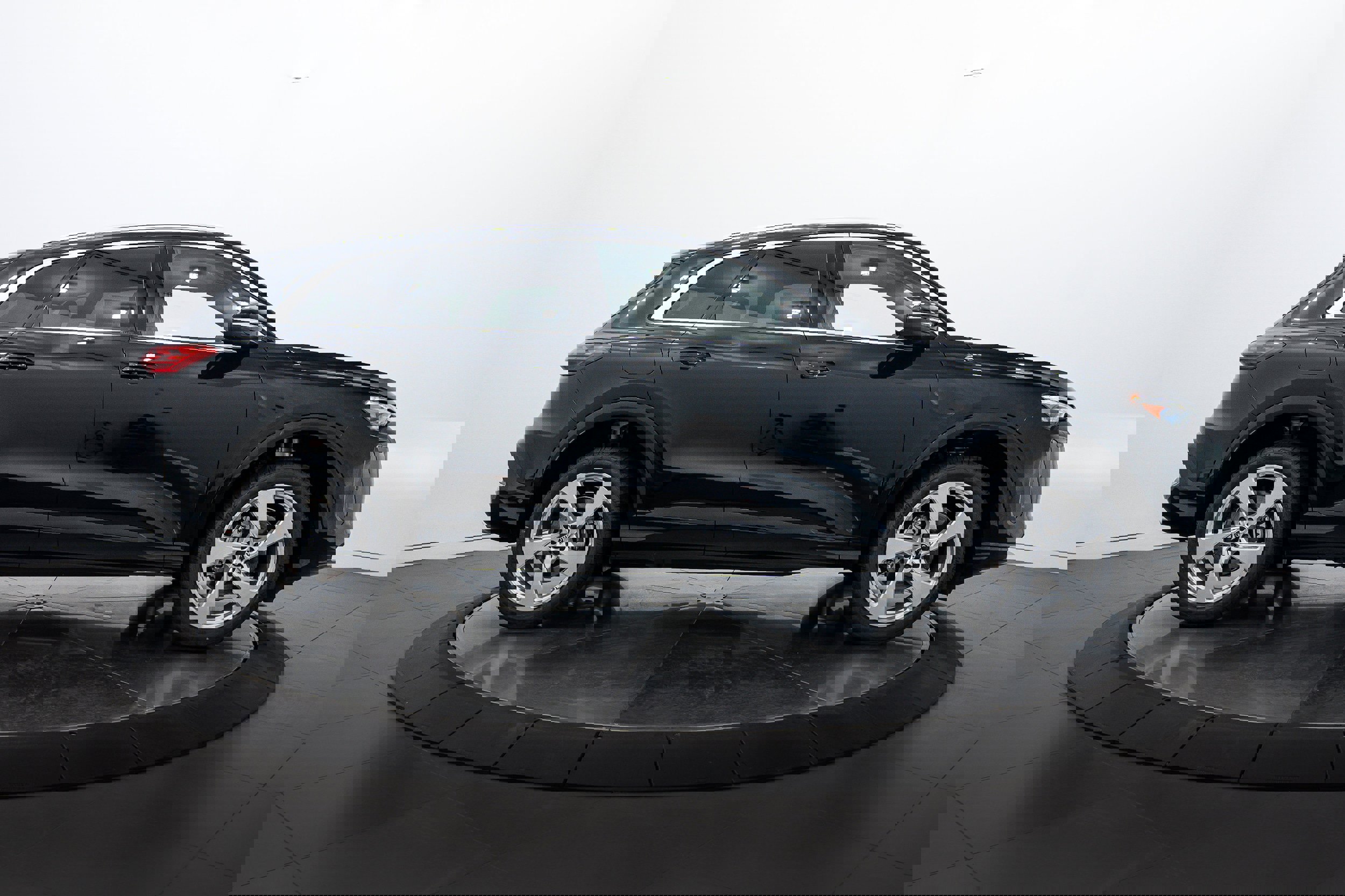 New 2025 Audi Q5 Premium Plus image 3