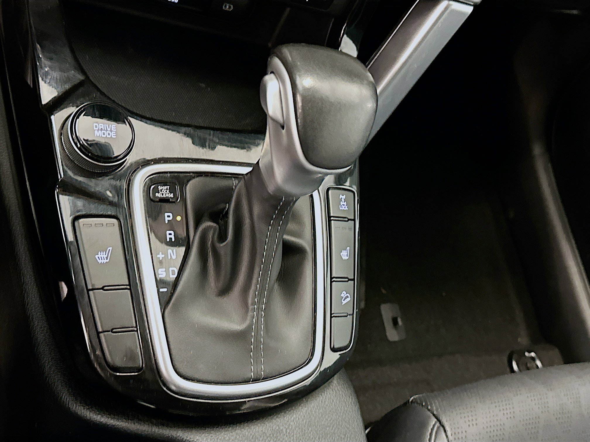 Used 2023 Kia Seltos EX image 25