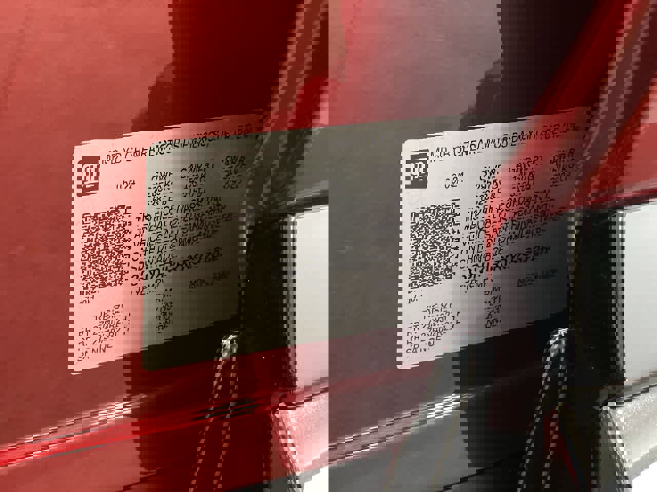 Used 2024 Chevrolet Equinox EV RS image 28