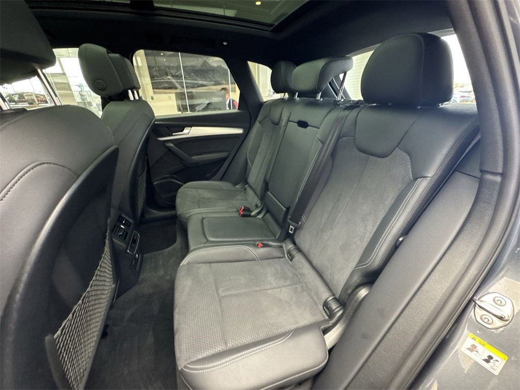 Certified 2024 Audi Q5 e Premium Plus image 23