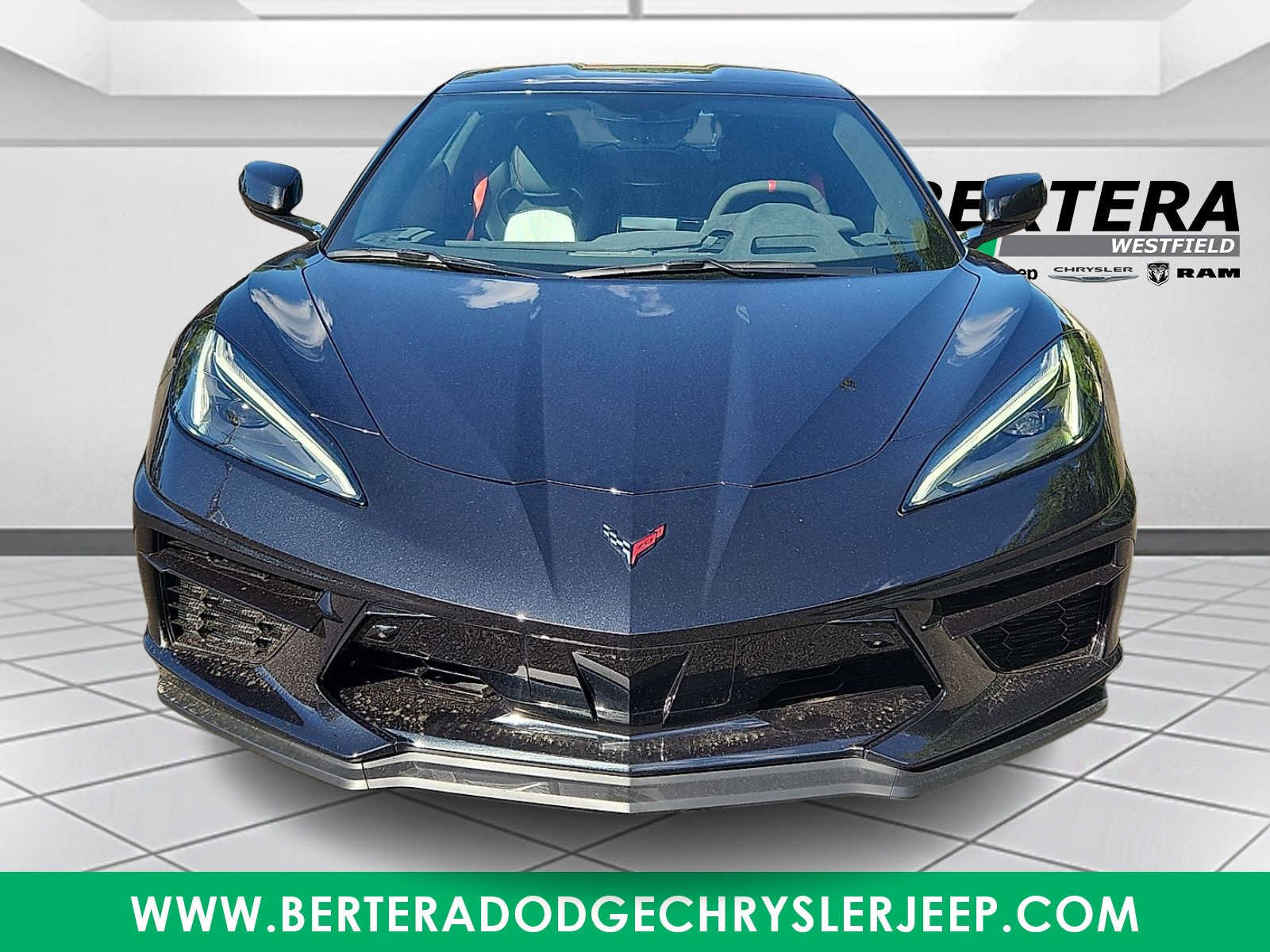 Used 2023 Chevrolet Corvette Stingray Premium Cpe w/ Z51 Performance Package RWD image 2