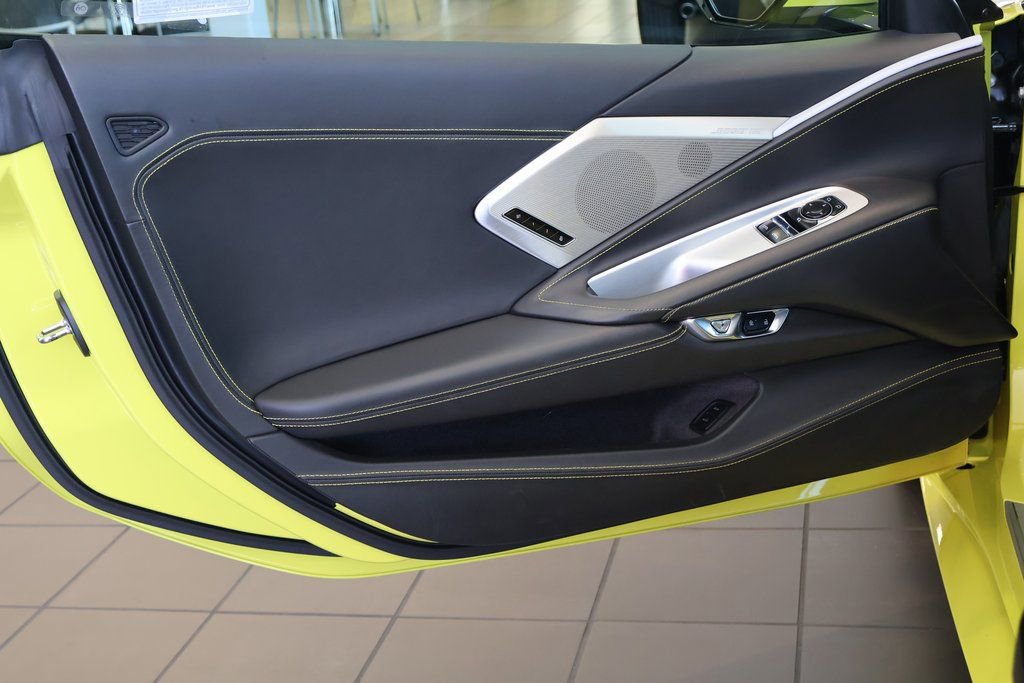 Used 2021 Chevrolet Corvette Stingray Premium Cpe w/ Engine Appearance Package image 10