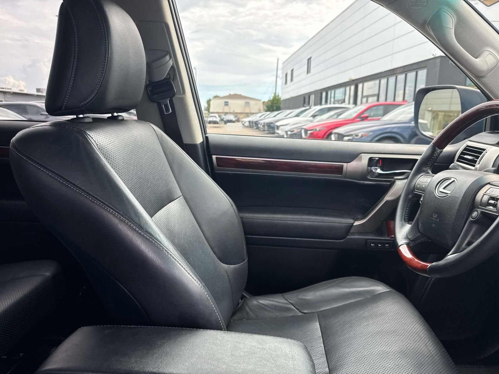 Used 2013 Lexus GX 460 image 10