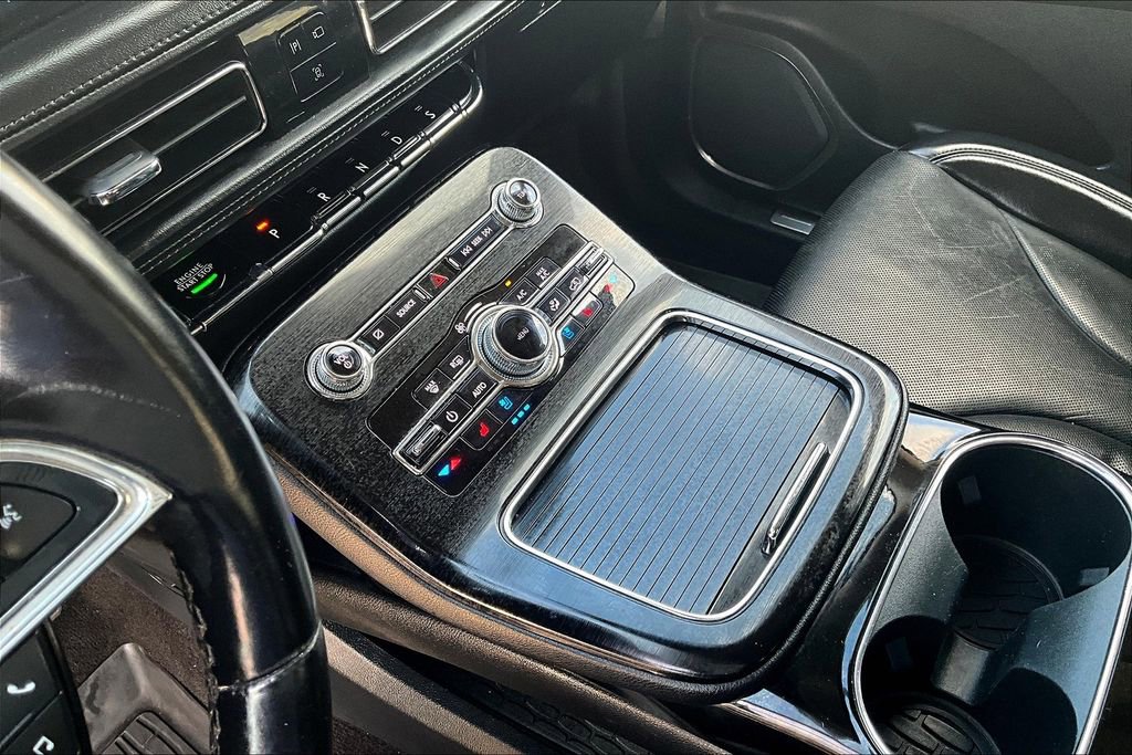 Used 2021 Lincoln Nautilus Reserve w/ Cargo Utility Package image 19