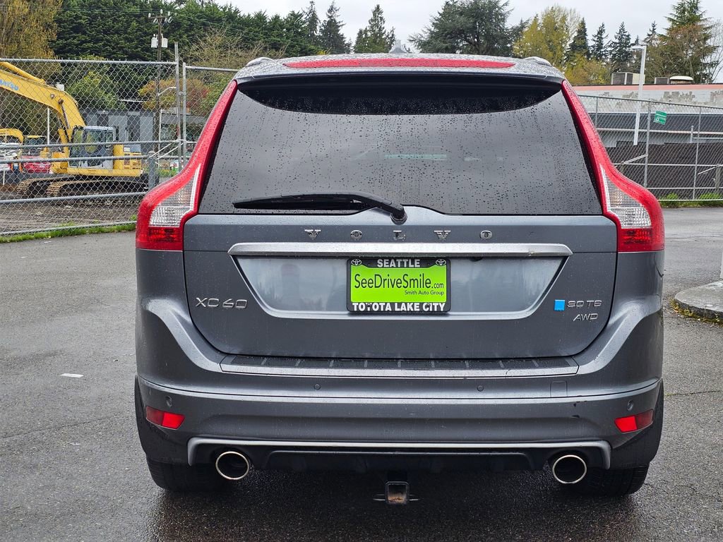 Used 2016 Volvo XC60 T6 R-Design Platinum w/ Climate Package image 6