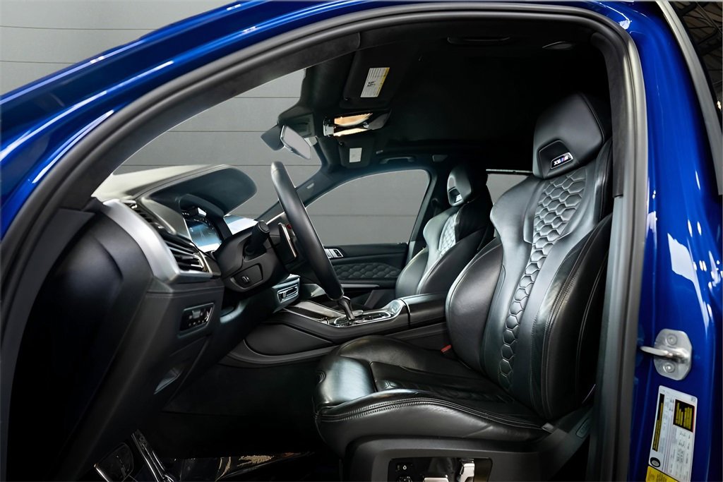 Used 2020 BMW X5 M Competition w/ Executive Package image 2