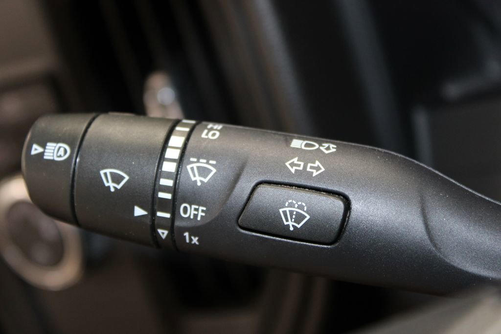 Used 2023 GMC Sierra 1500 Pro w/ Pro Value Package image 41