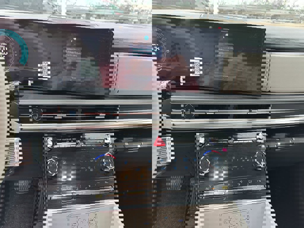 New 2025 Hyundai Santa Fe SEL image 18