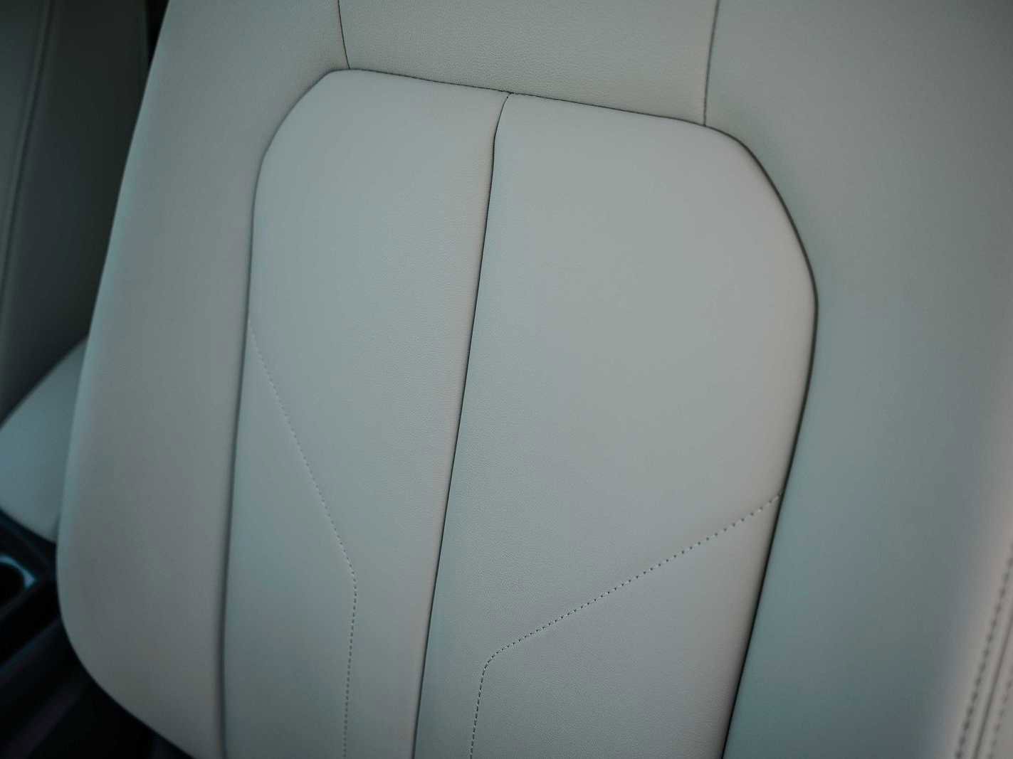 Used 2025 Audi Q3 2.0T Premium w/ Convenience Package image 25