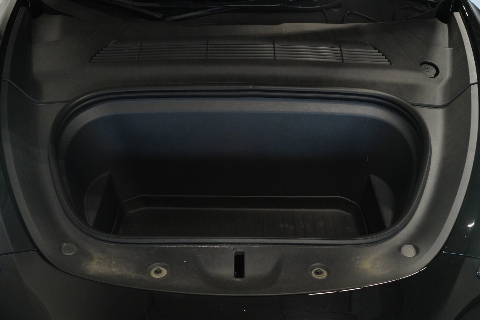 Used 2023 Tesla Model Y Performance AWD/4WD image 29