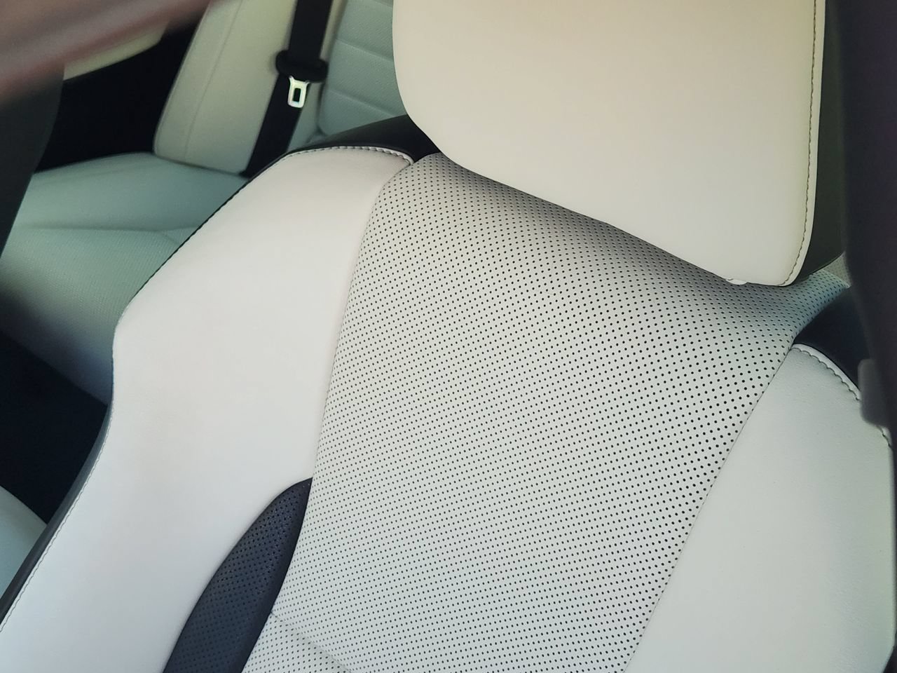 Used 2022 Lexus IS 350 F Sport w/ Accessory Package RWD image 12