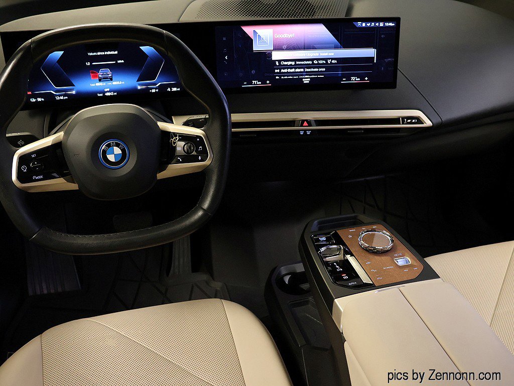 Certified 2023 BMW iX xDrive50 w/ Premium Package AWD/4WD image 17