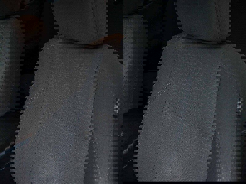 Used 2018 Toyota Tacoma SR5 image 31