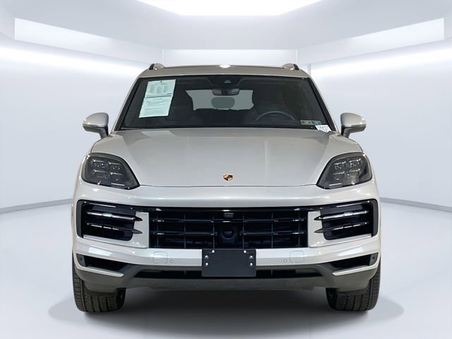 Certified 2025 Porsche Cayenne w/ Premium Package Plus image 2