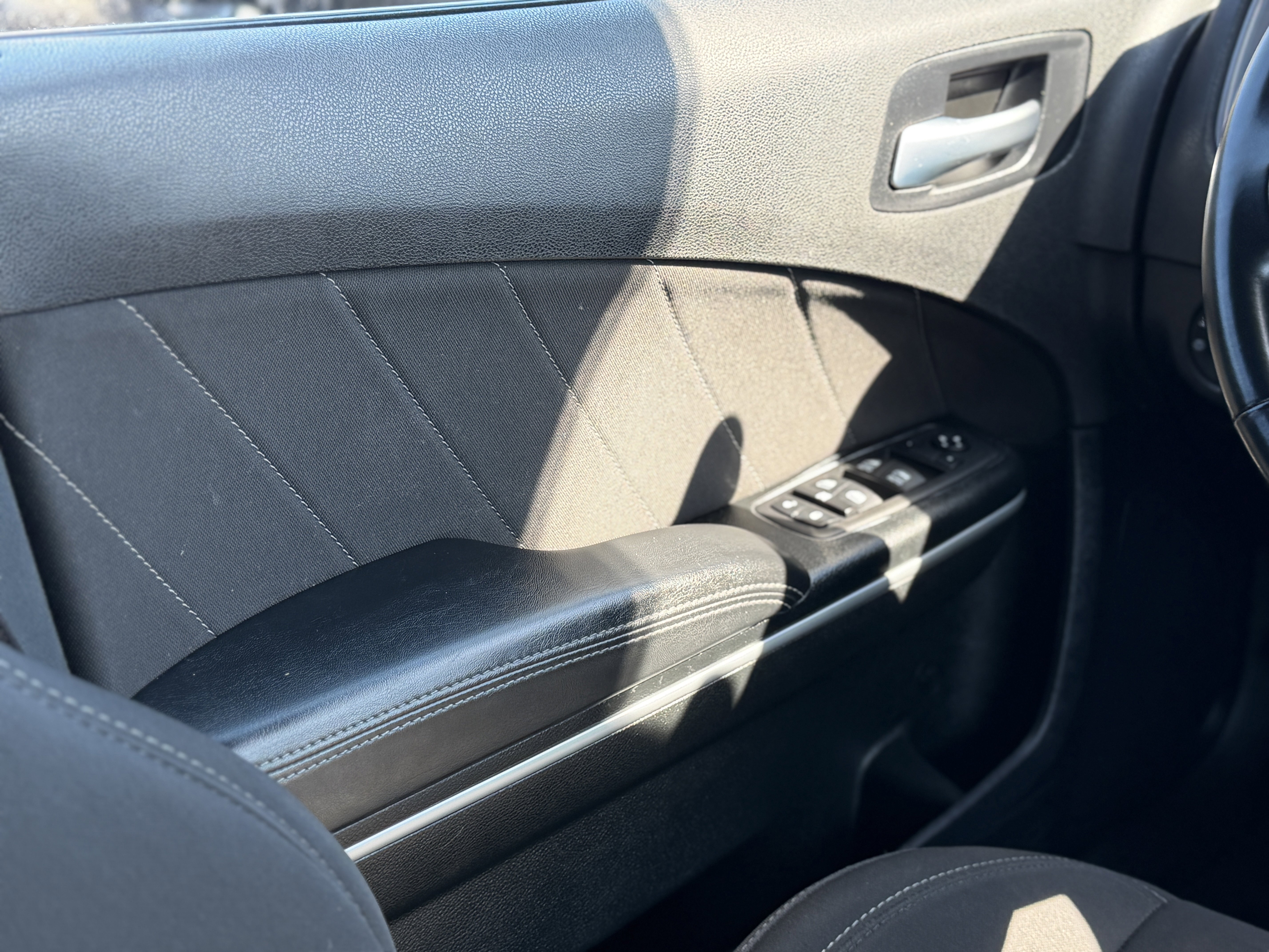 Used 2023 Dodge Charger GT image 15