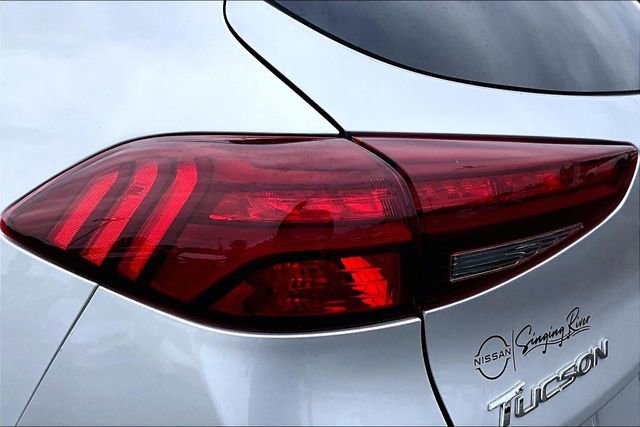 Used 2019 Hyundai Tucson Sport FWD image 20
