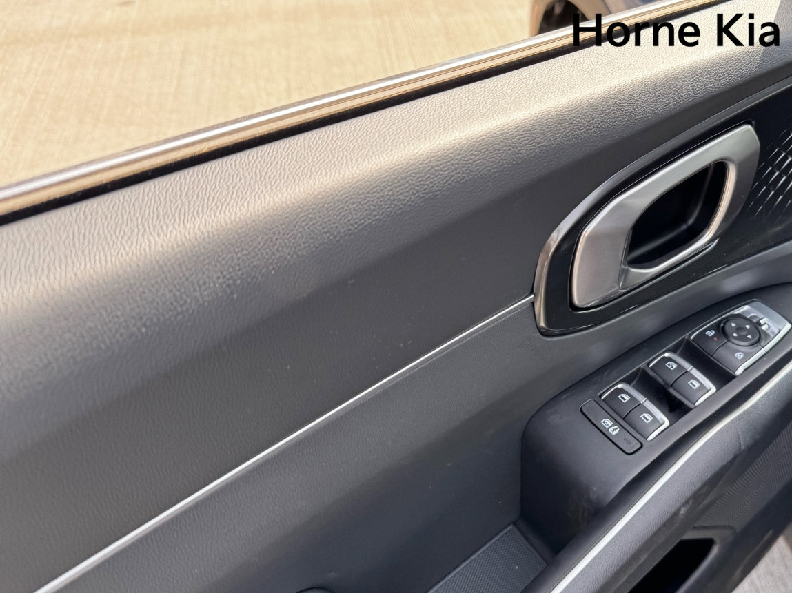 New 2025 Kia Sorento S w/ Panoramic Sunroof Package image 11