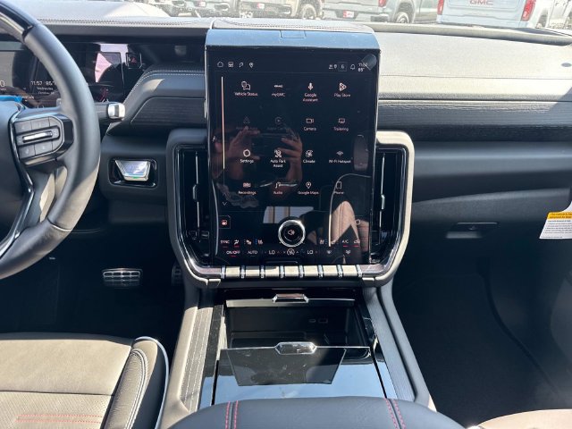 New 2026 GMC Yukon AT4 Ultimate AWD/4WD image 24