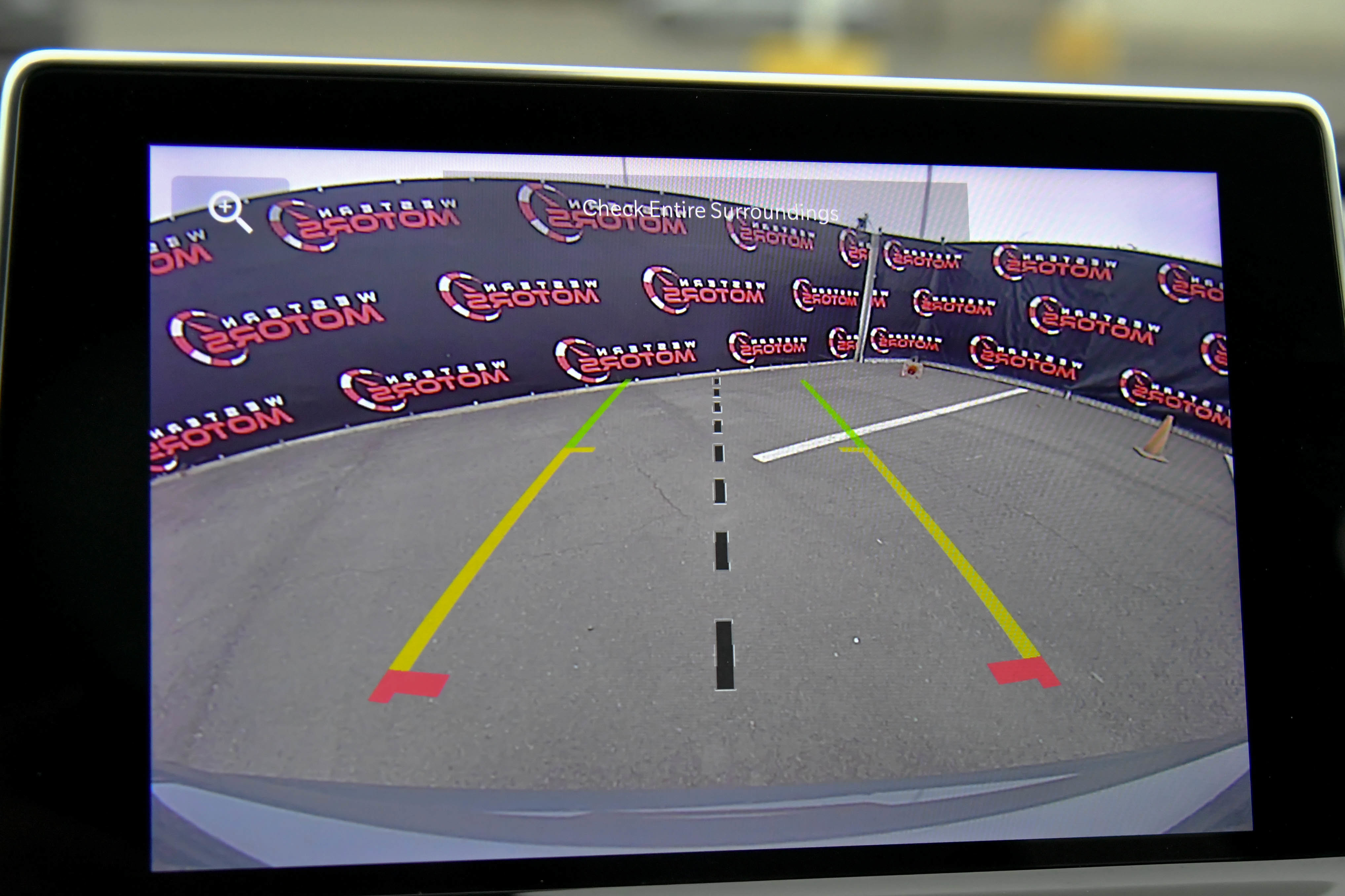 Used 2023 Jeep Compass Sport image 17