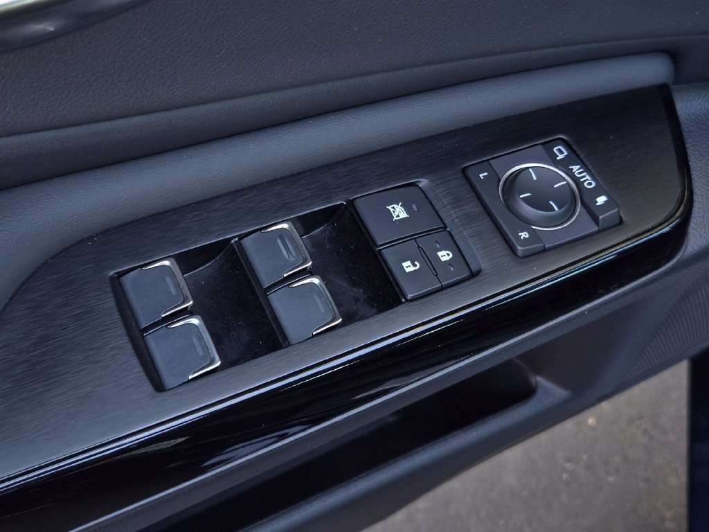 Used 2023 Lexus ES 350 w/ Premium Package FWD image 11