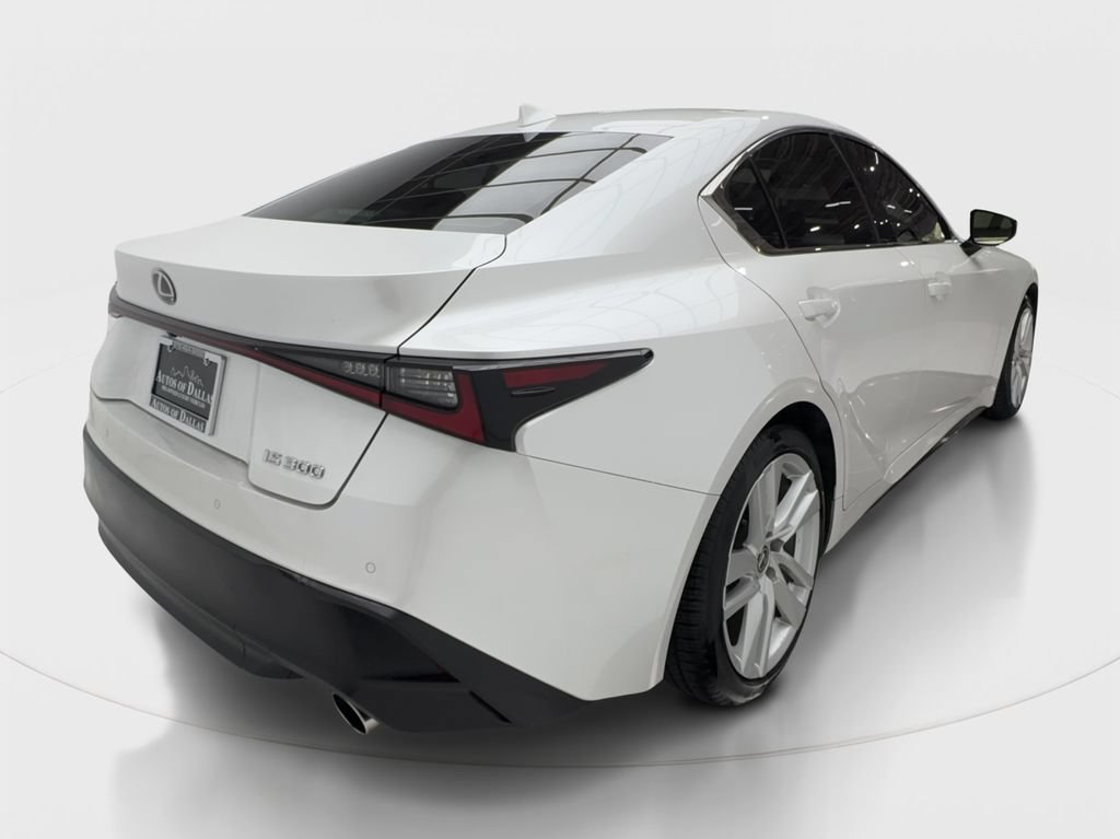 Used 2023 Lexus IS 300 w/ Comfort Package RWD image 7