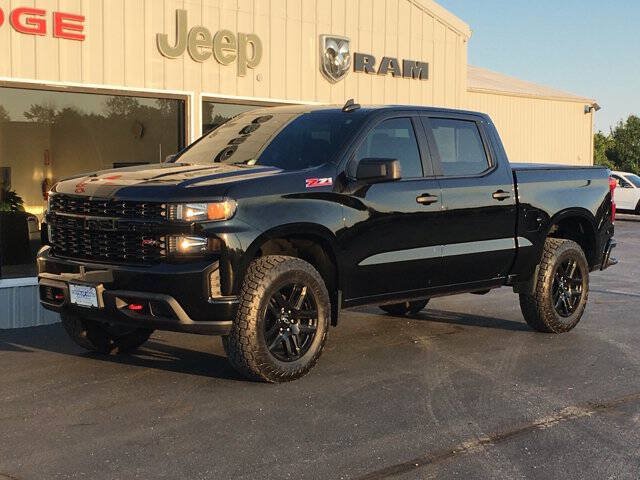 Used 2021 Chevrolet Silverado 1500 Custom Trail Boss w/ Midnight Edition AWD/4WD image 7