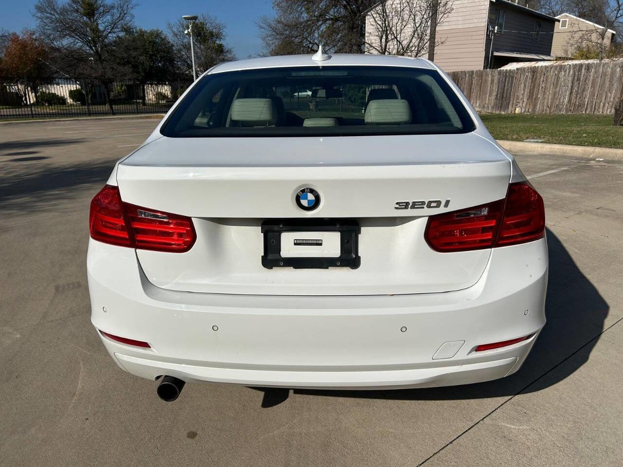 Used 2015 BMW 320i Sedan image 11