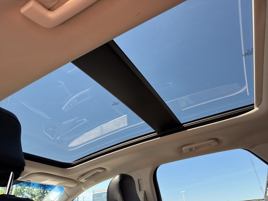 Certified 2024 Ford Edge Titanium AWD/4WD image 29