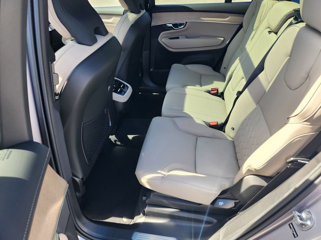 New 2026 Volvo XC90 B5 Core w/ Protection Package Premier AWD/4WD image 11
