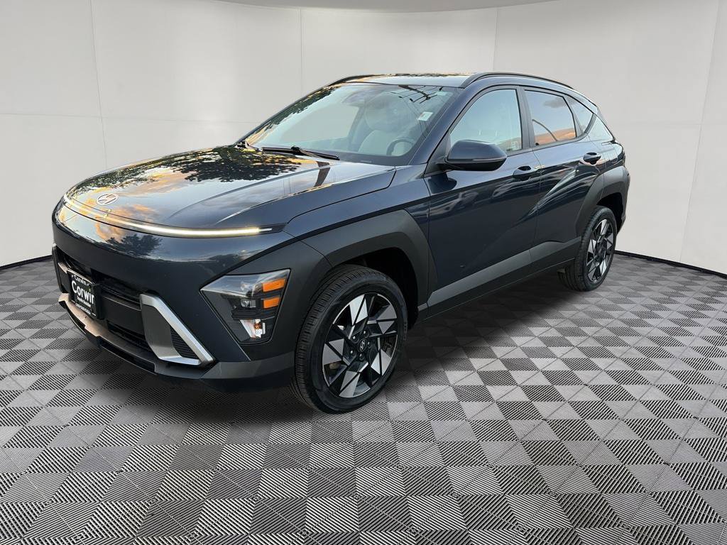Used 2024 Hyundai Kona SEL w/ Convenience Package AWD/4WD image 4
