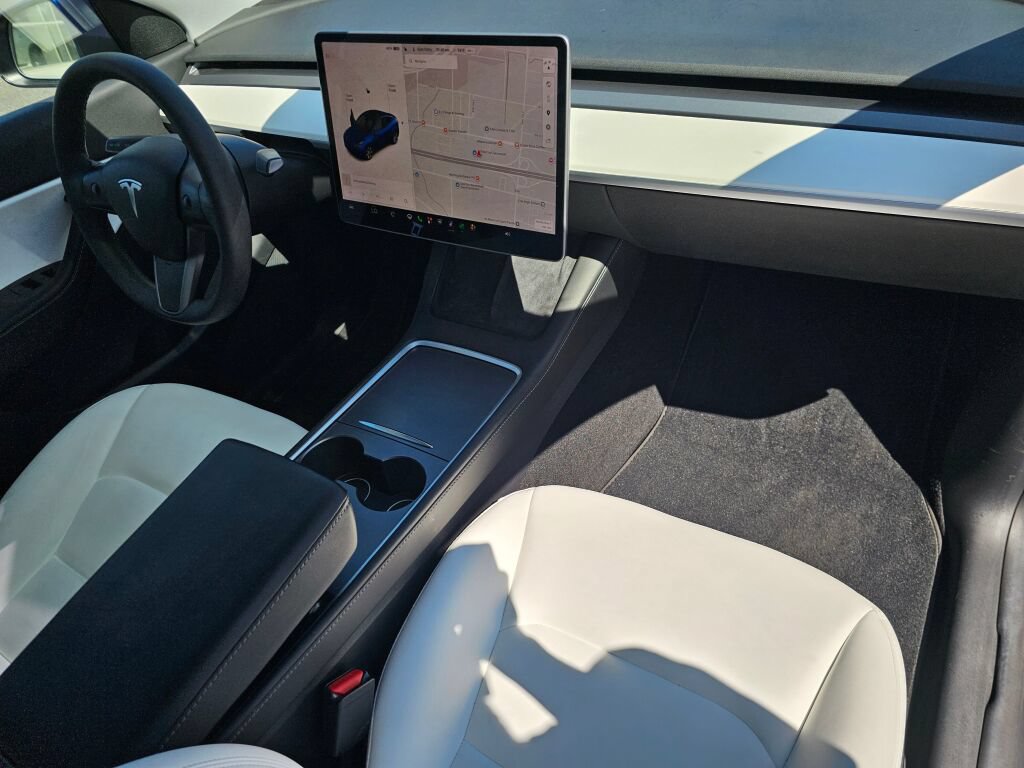 Used 2021 Tesla Model Y Long Range AWD/4WD image 13