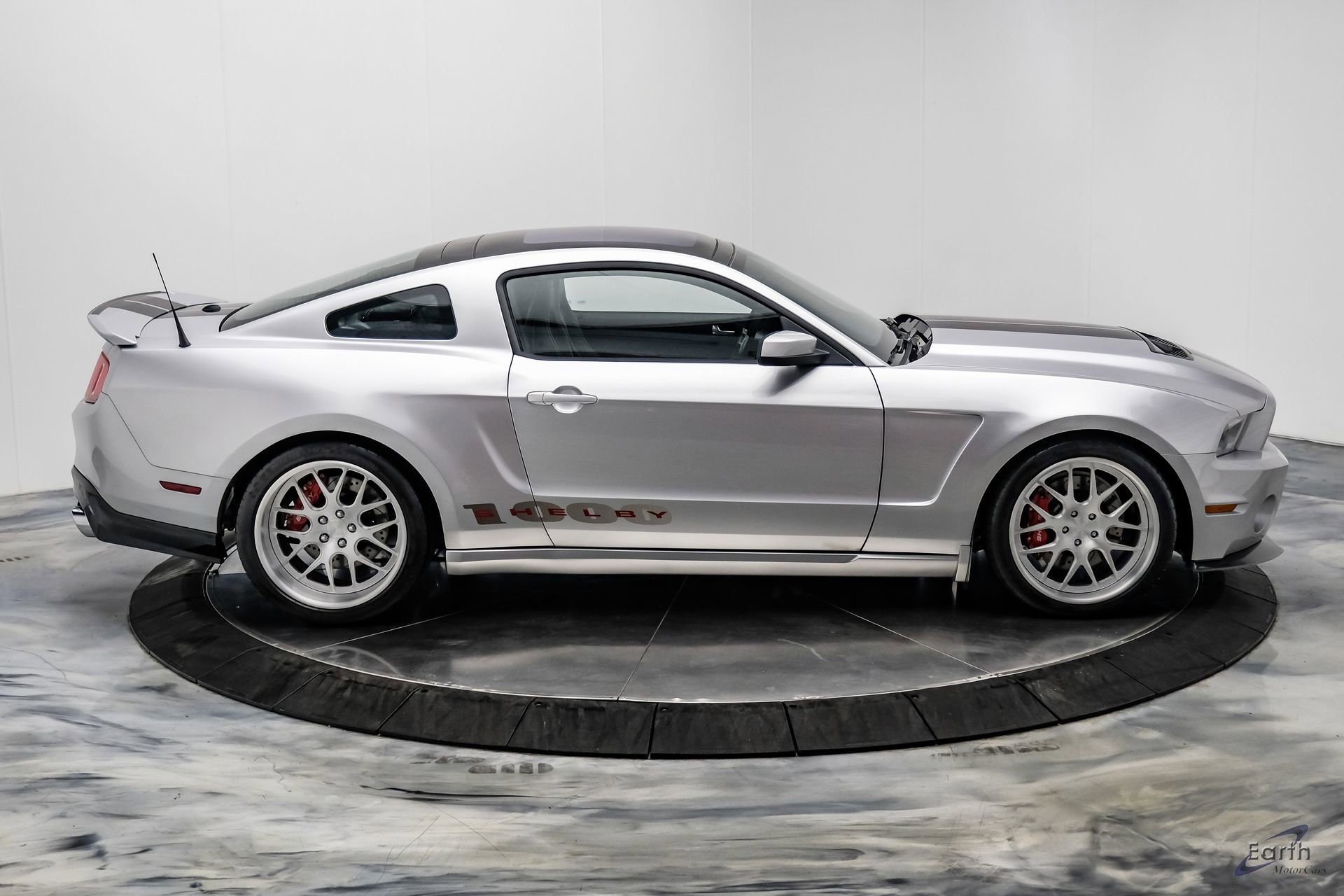 Used 2012 Ford Mustang Shelby GT500 w/ SVT Performance Pkg RWD image 25